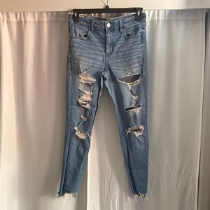 Distressed Skinny Jeans